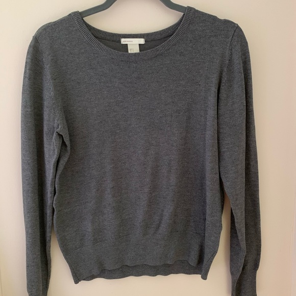 H&M Sweaters - EUC H&M Basics Grey Crewneck Sweater